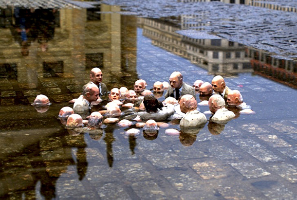 Escultura do artista plástico Isaac Cordal ilustra a discussão do acordo do clima (Imagem: Divulgação)